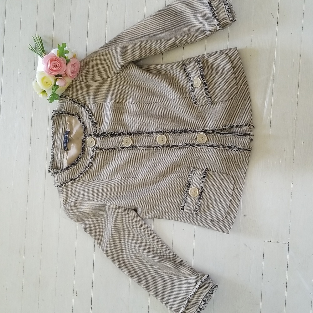Lafayette 148